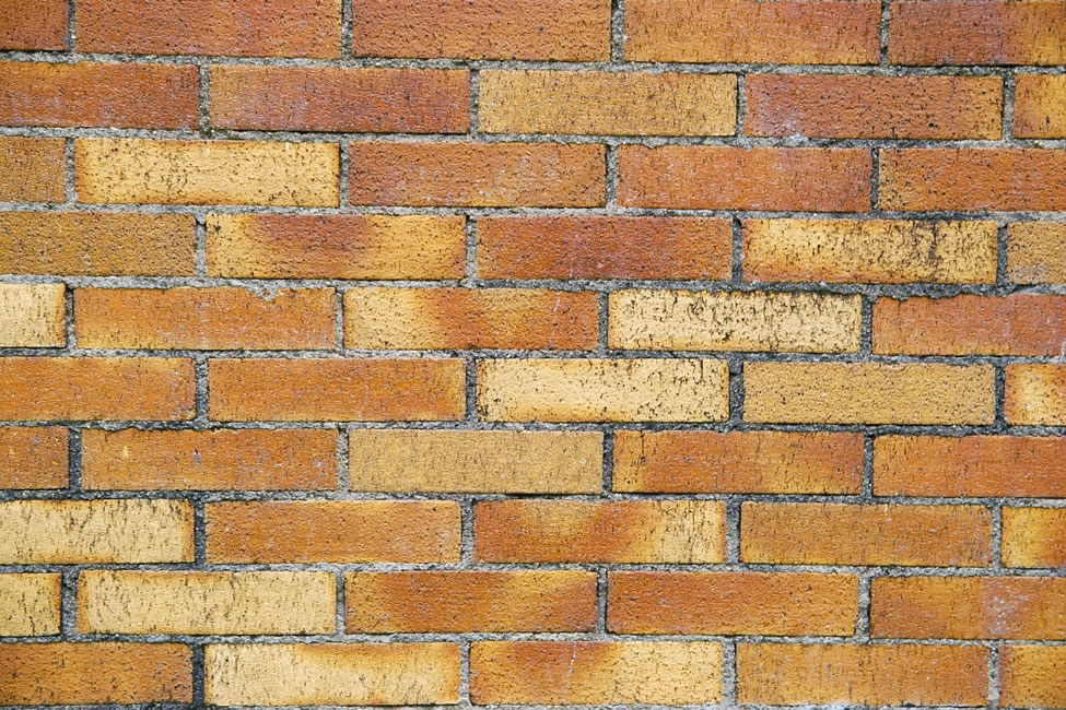 choosing brick pavers over concrete